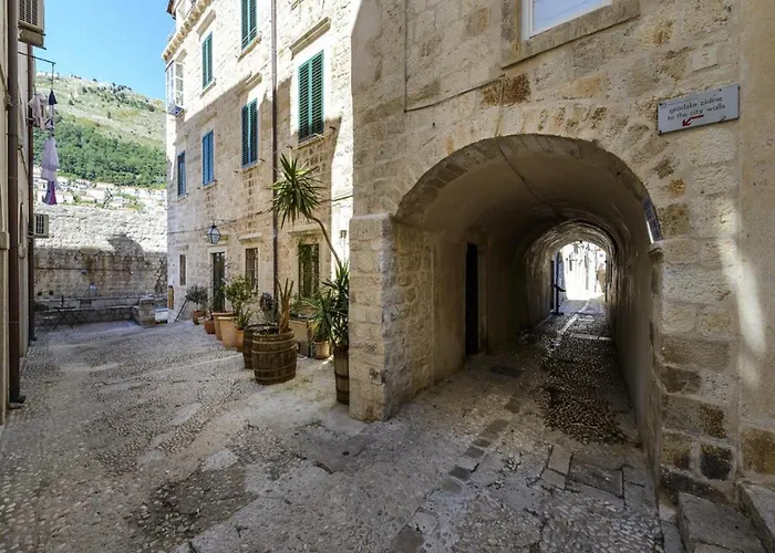 Franka Old Town - One Bedroom *