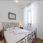 Franka Old Town - One Bedroom *