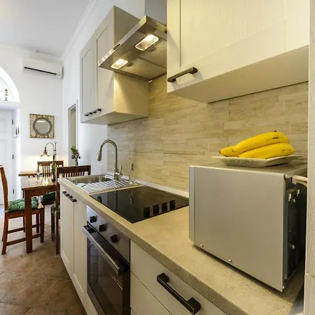 Franka Old Town - One Bedroom Apartment